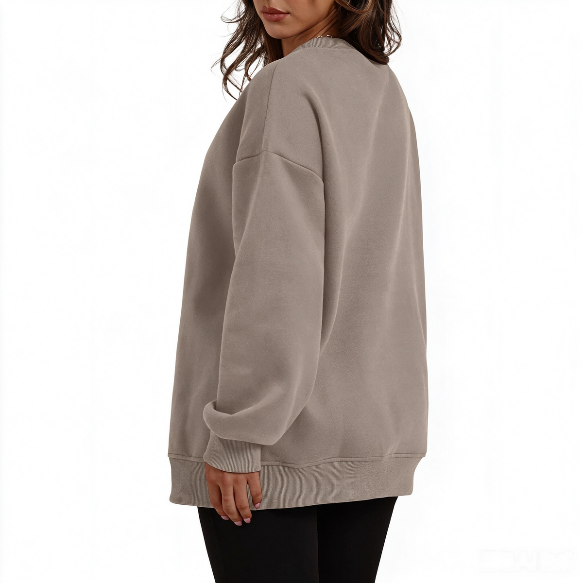 Women's long-sleeve sweatshirt with fleece lining and extra thickness