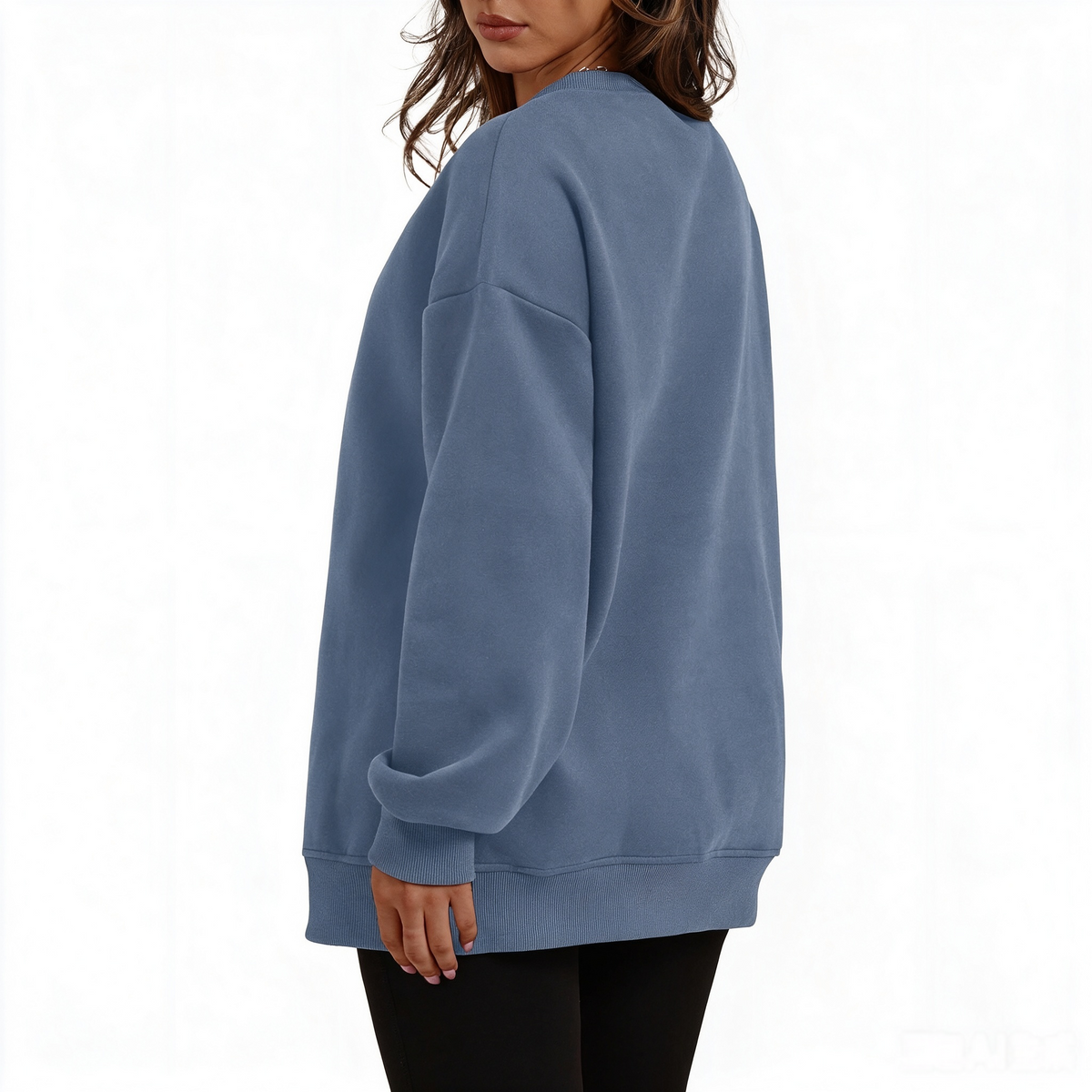 Women's long-sleeve sweatshirt with fleece lining and extra thickness
