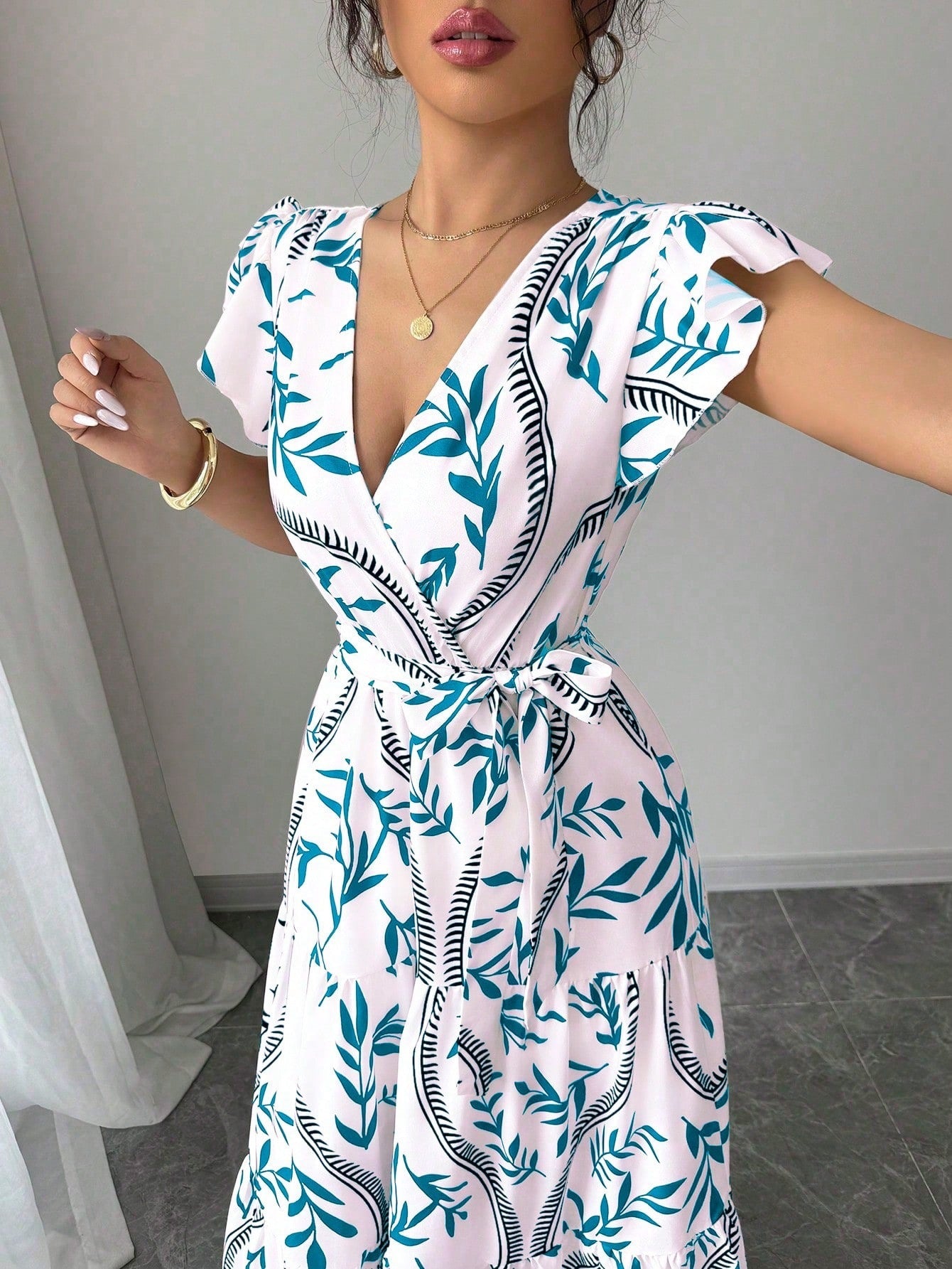 Bamboo Leaf Print V-Neck Maxi Dress