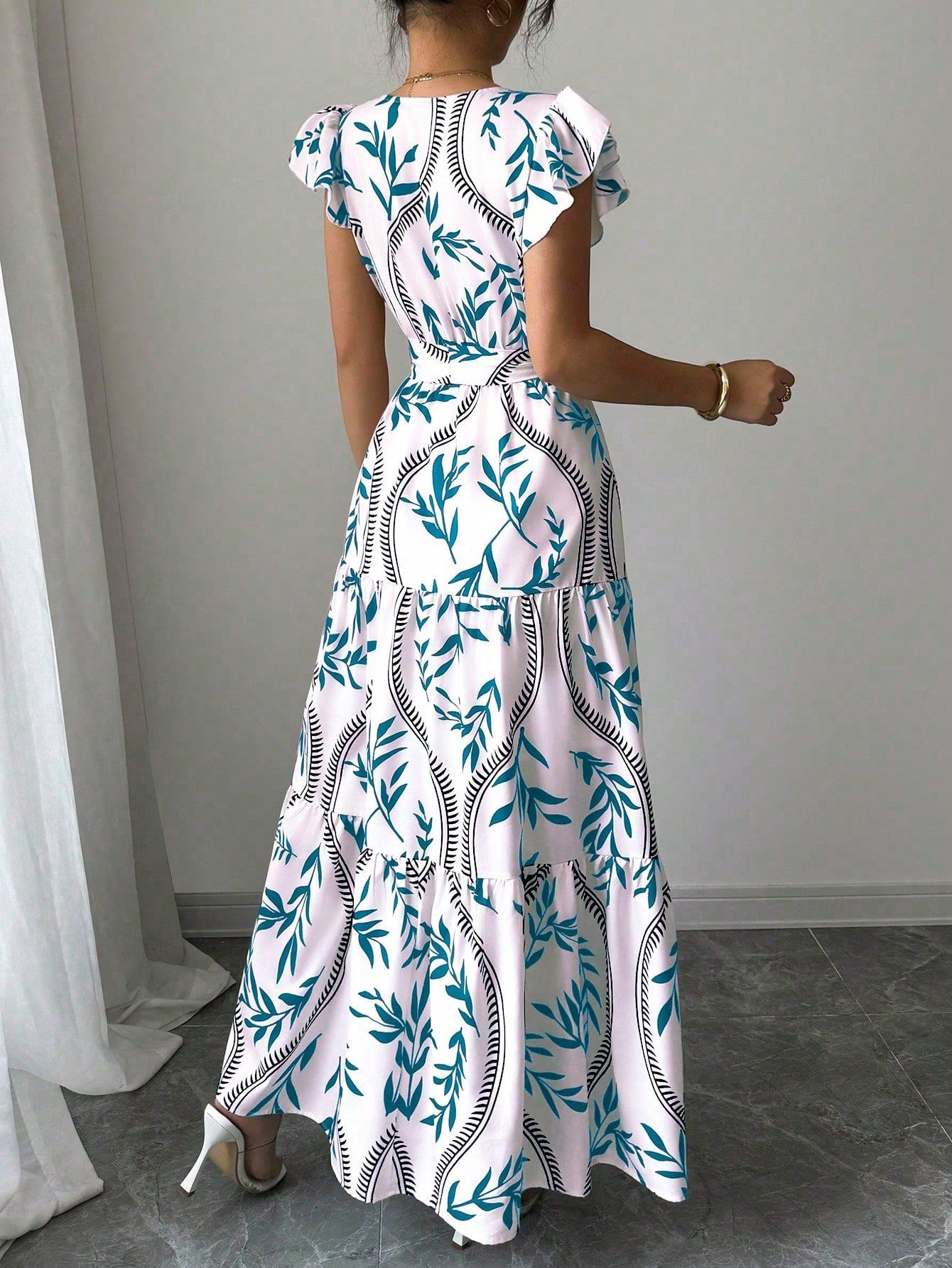 Bamboo Leaf Print V-Neck Maxi Dress