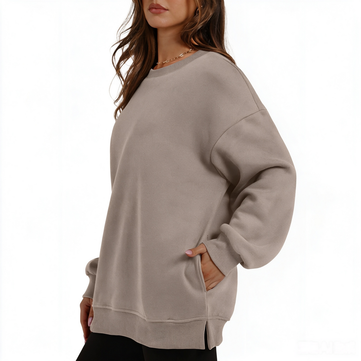 Women's long-sleeve sweatshirt with fleece lining and extra thickness